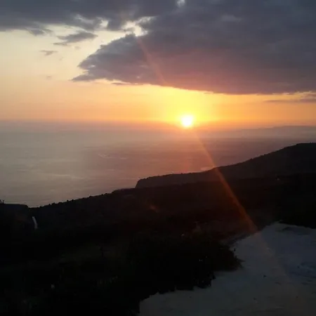 ελαιόλιθοι μάνη בית נופש *